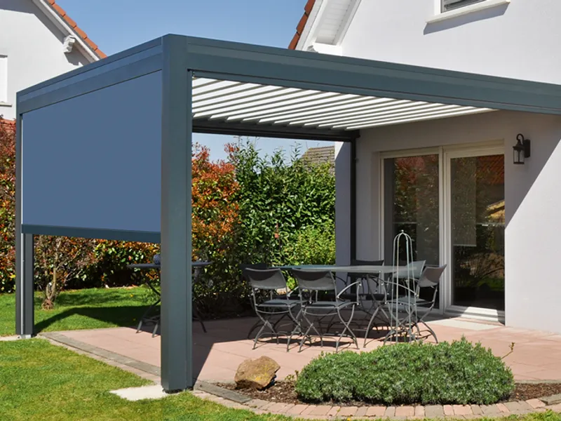 Pergolas bioclimatiques — réalisation CLOSURIA à Besançon et dans le Doubs