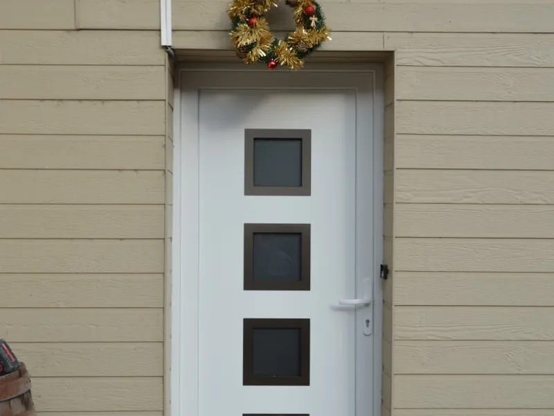 Portes d’entrée — réalisation CLOSURIA à Besançon et dans le Doubs