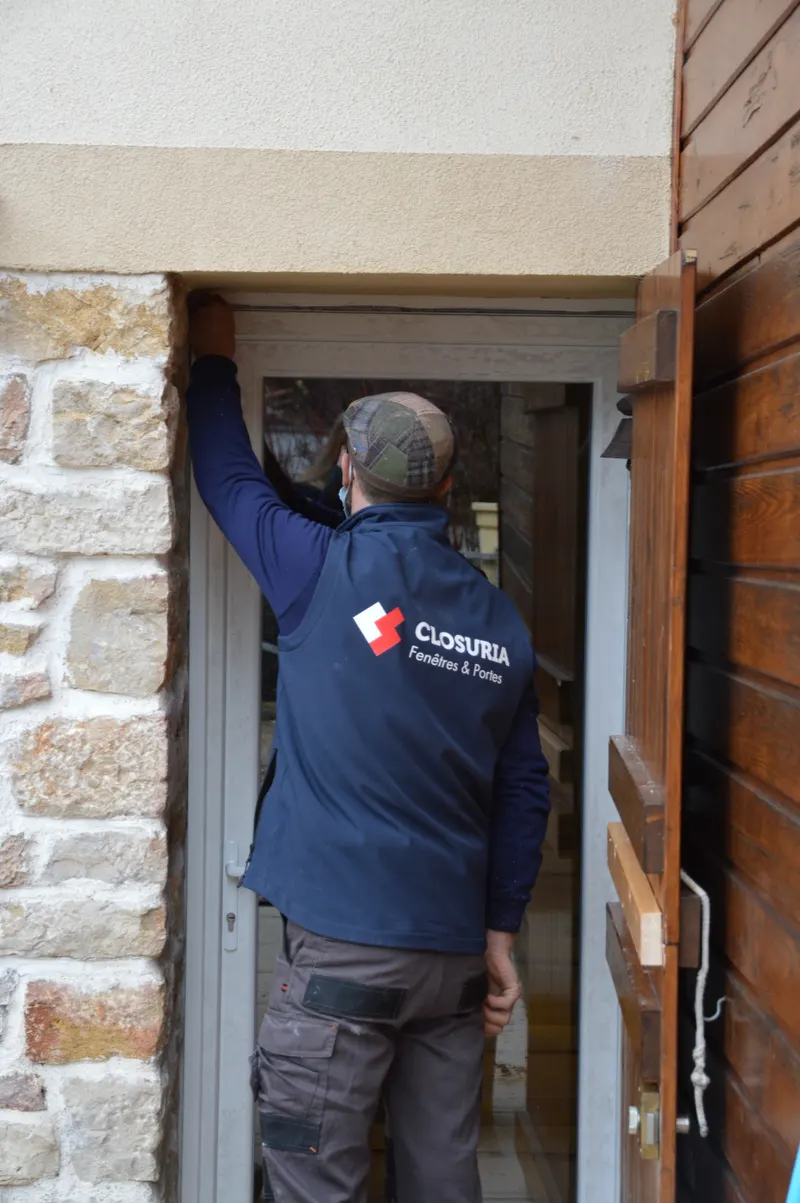 Fenêtres — réalisation CLOSURIA à Besançon et dans le Doubs
